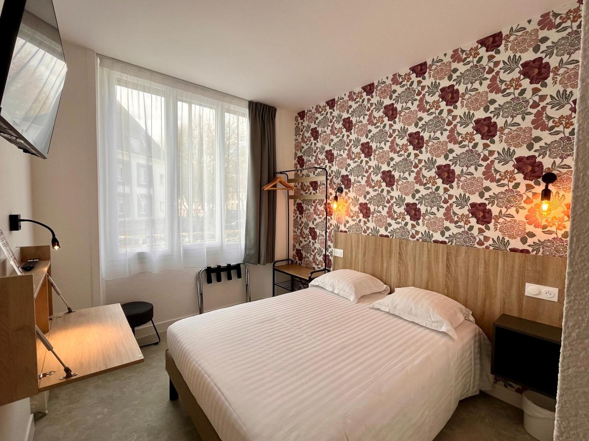Hotel Le Keroman Лорьян Экстерьер фото