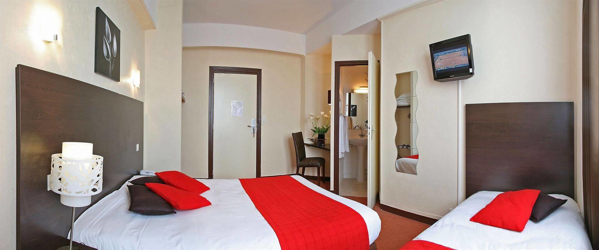 Hotel Le Keroman Лорьян Экстерьер фото